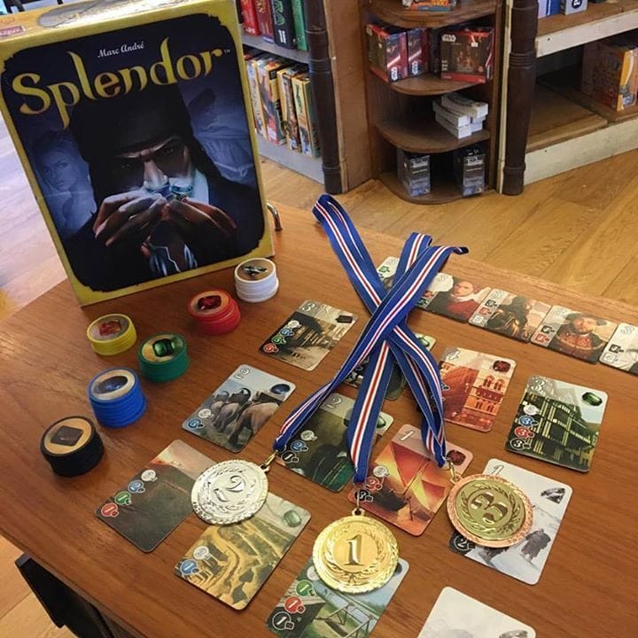splendor mot a morgun allt ad verda tilbuid minnum alla sem aetla ad taka thatt