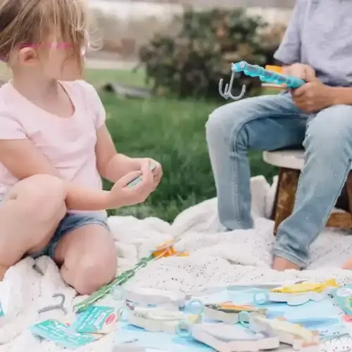 Let's explore: Fishing play set - Image 6