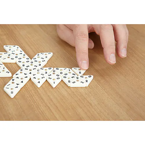 Triominos: ferðaútgáfa - Image 3