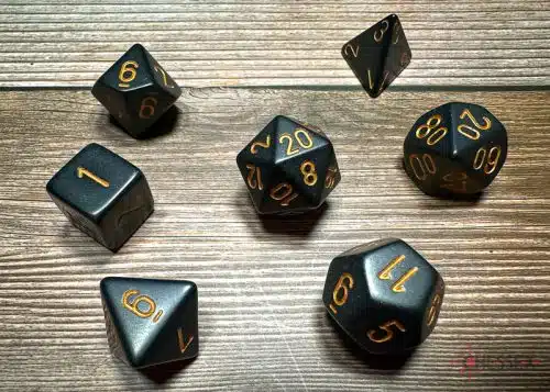 Teningasett: Black/Gold