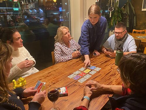 Spil, drykkir og góð stemning – allt á einum stað! 2 play iceland 2024 01